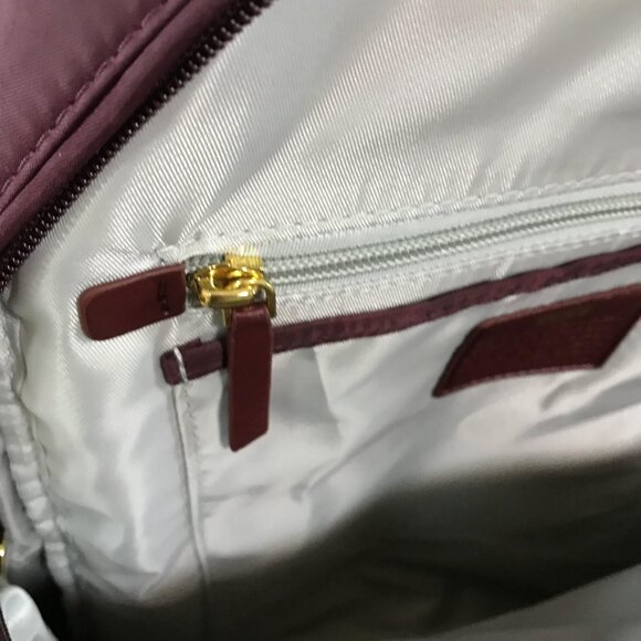 NEW Tumi Voyageur Carson Backpack Bag IN Dark Red - Picture 9 of 10